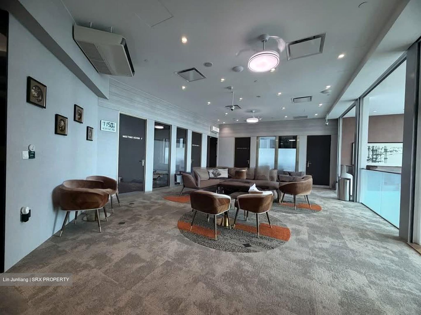 Hub Synergy Point (D2), Office #581738761